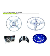 DRON z kamera